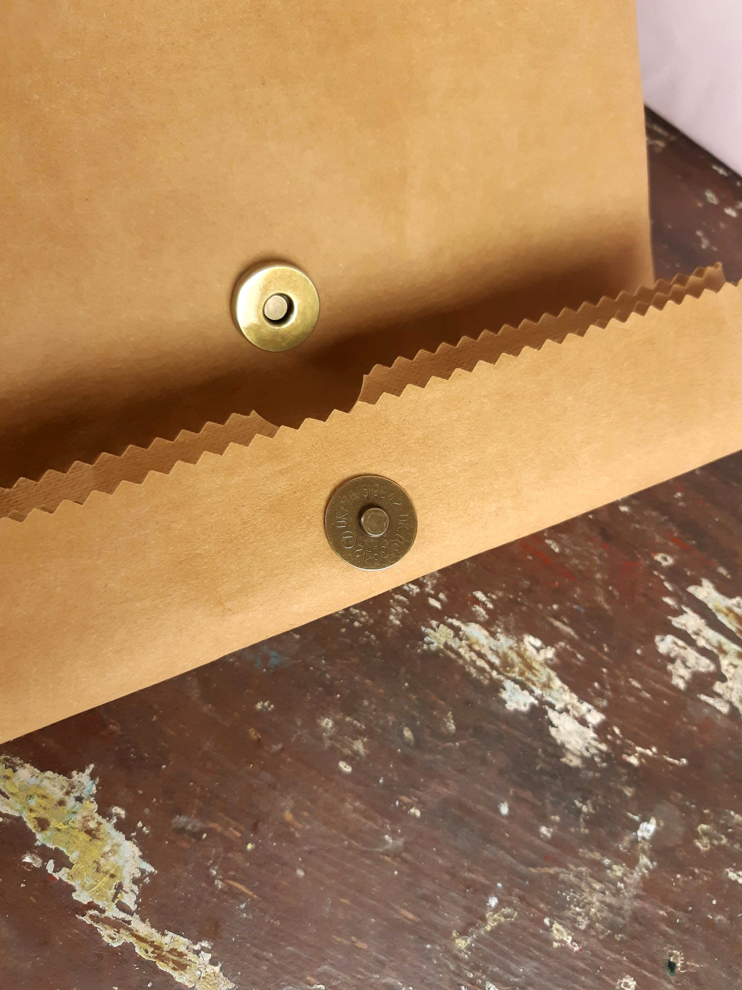 Lunch bags made from washable and reusable paper in BLACK, PINK, BROWN