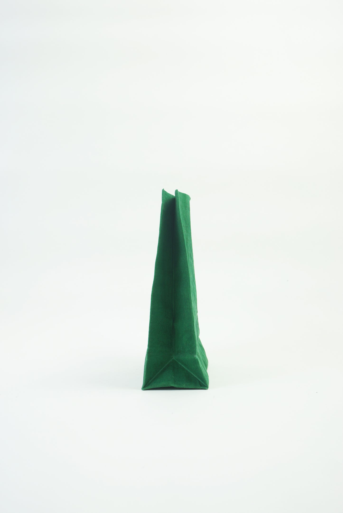 GREEN Beeswax wrap lunch bag made by naturally dyed cotton and organic beeswax
