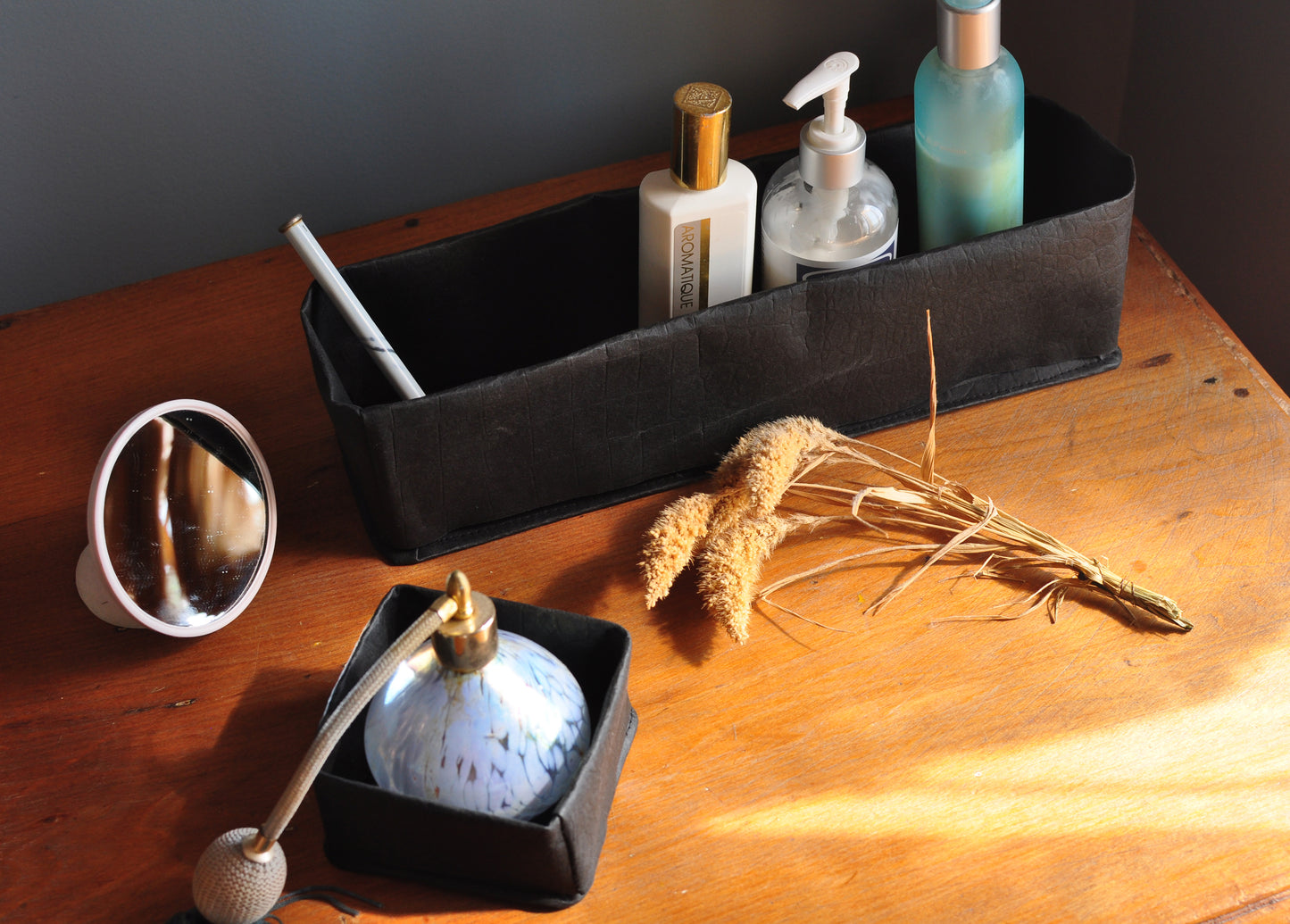 Custom sized bread basket for dining in style, Minimalist kitchen and bathroom storage made by washable kraft paper