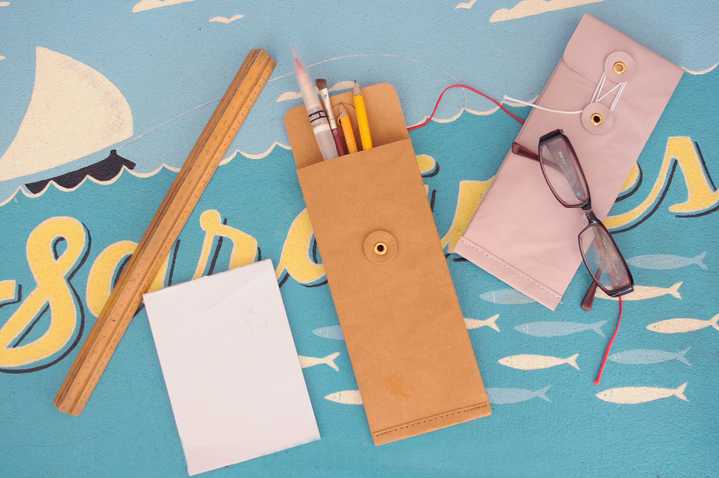 Washable Paper Pen / Eye Glass case