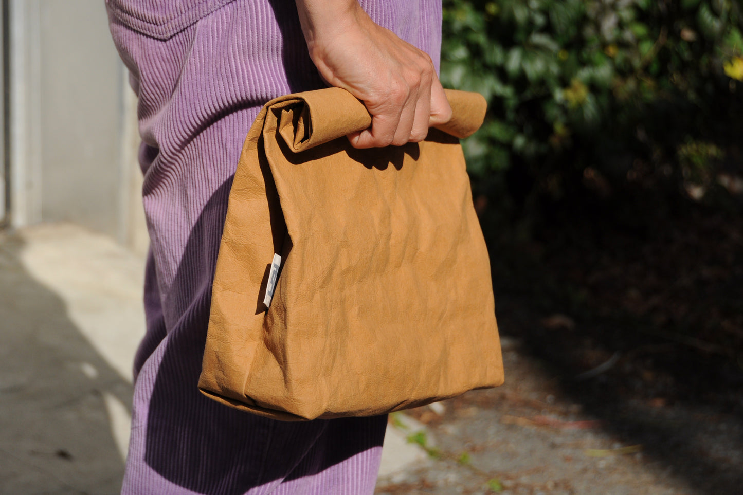 Lunch bags made from washable and reusable paper in BLACK, PINK, BROWN