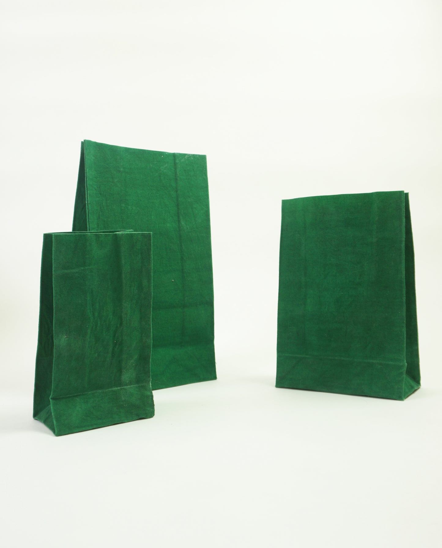 GREEN Beeswax wrap lunch bag made by naturally dyed cotton and organic beeswax